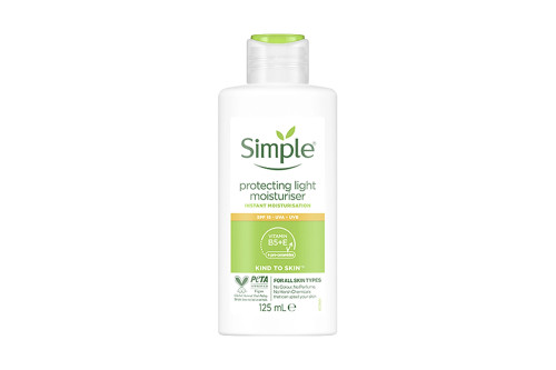 کرم مرطوب کننده Protecting Light Moisturiser SPF15 سیمپل